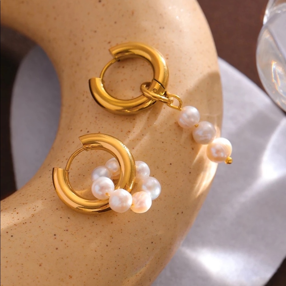 Freshwater Pearl Assymetry Dangle Earrings - Picture 3 of 7